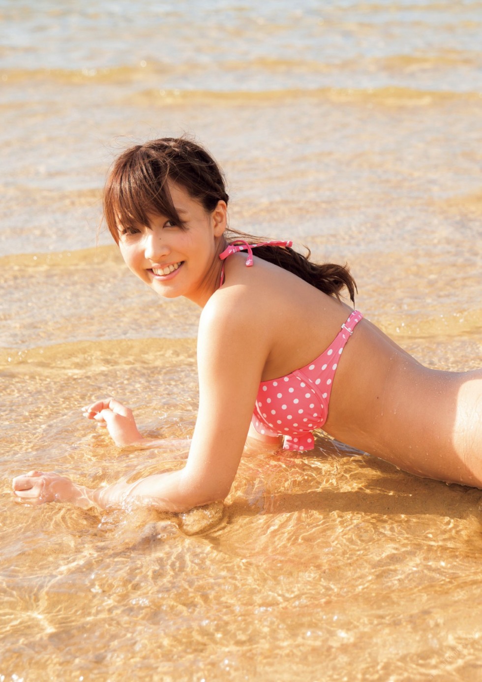 Photobook-2015-12-18-Yua-Mikami-三上悠亜-Here-You-Are-0015-8344556241.jpg