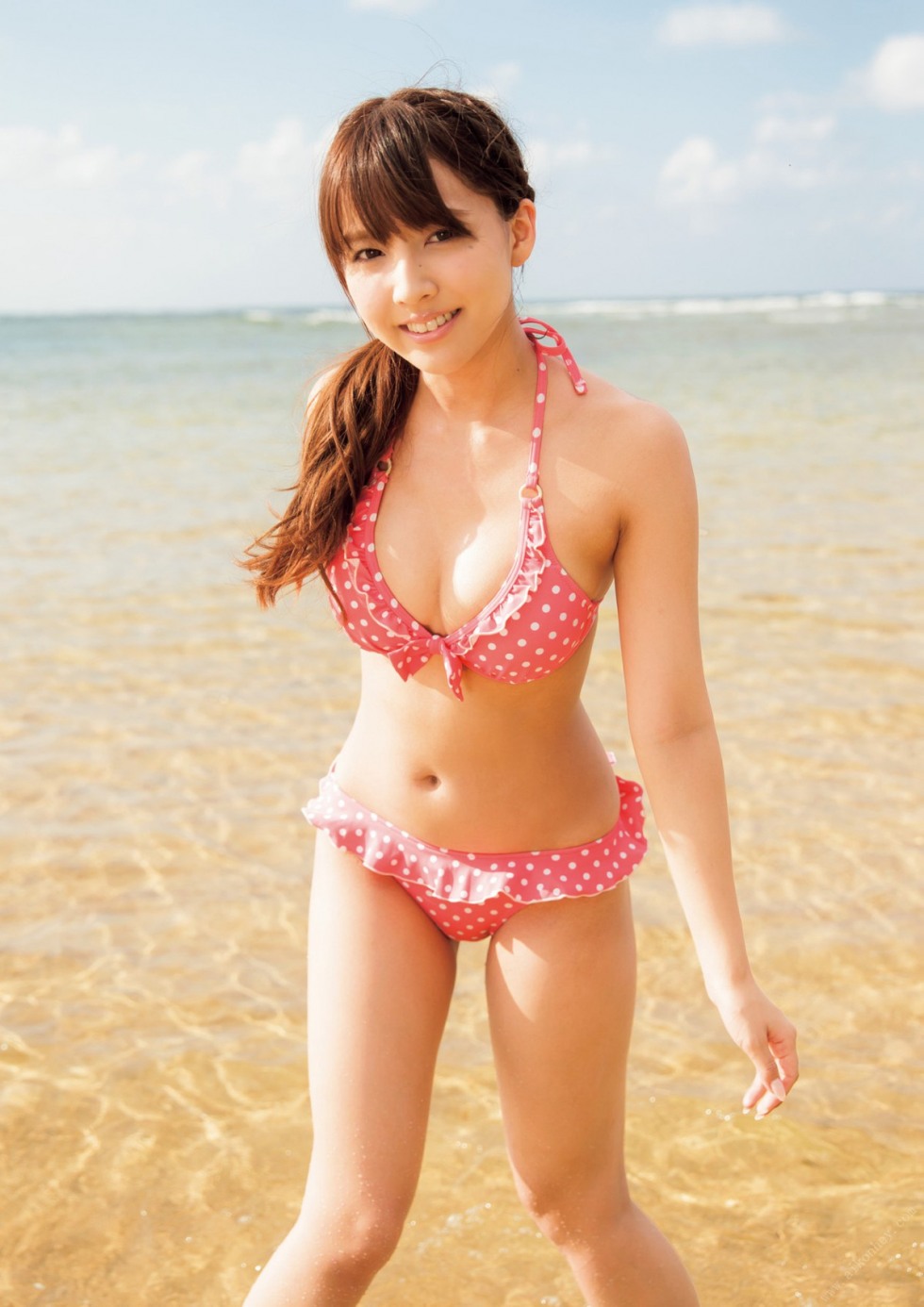 Photobook-2015-12-18-Yua-Mikami-三上悠亜-Here-You-Are-0011-8285126527.jpg