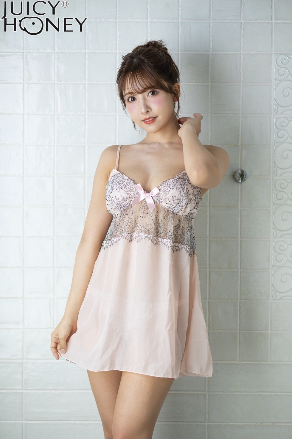 Yua Mikami (42).jpg