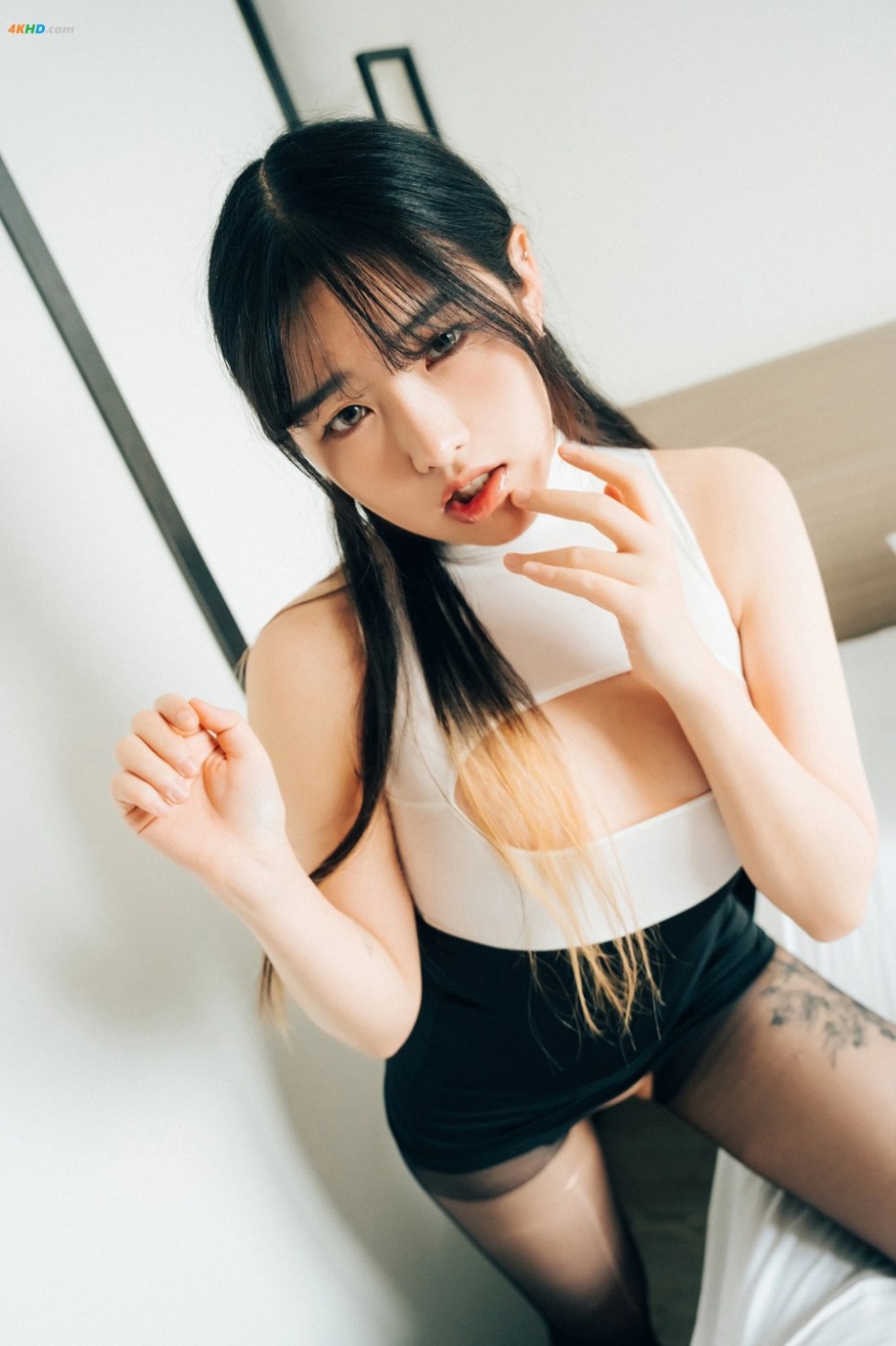 Sonson (손손) 2 (7).jpg