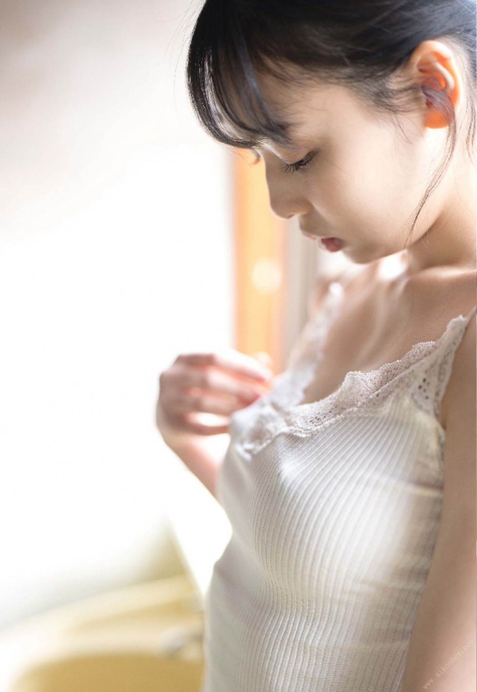 Ami Tokita 2 (3).jpg