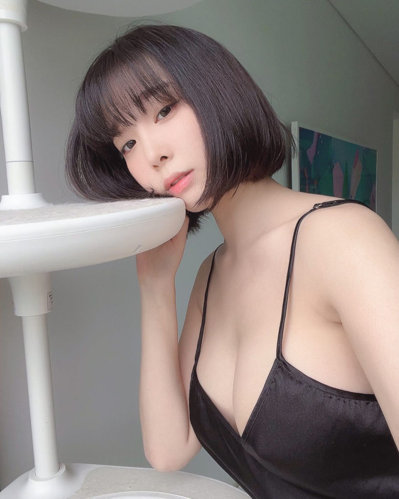 강인경1.jpg