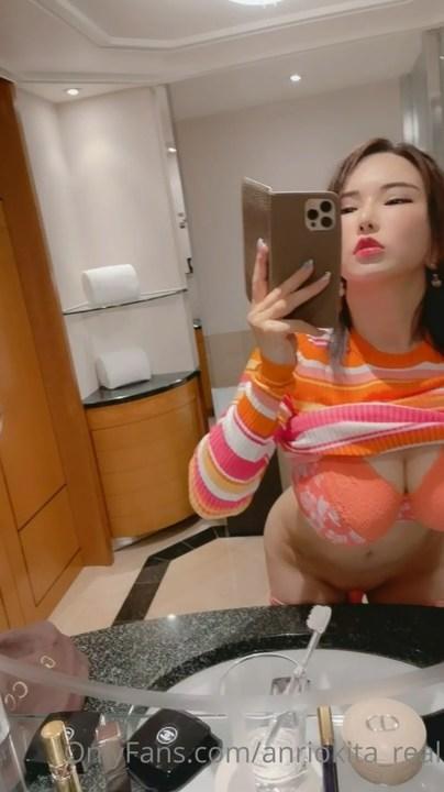 Anri_Okita_Nude_Sweater_Strip_Onlyfans_Video_Leaked-YOLPKT.jpg