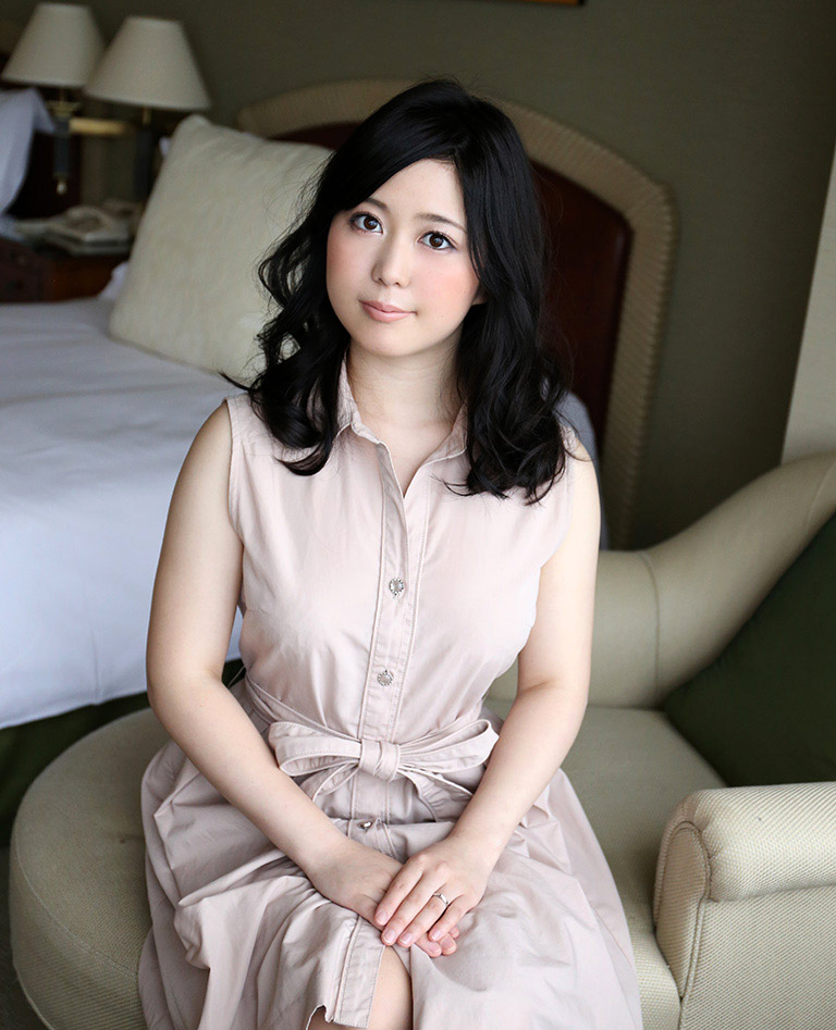 Minami Koizumi  (5).jpg