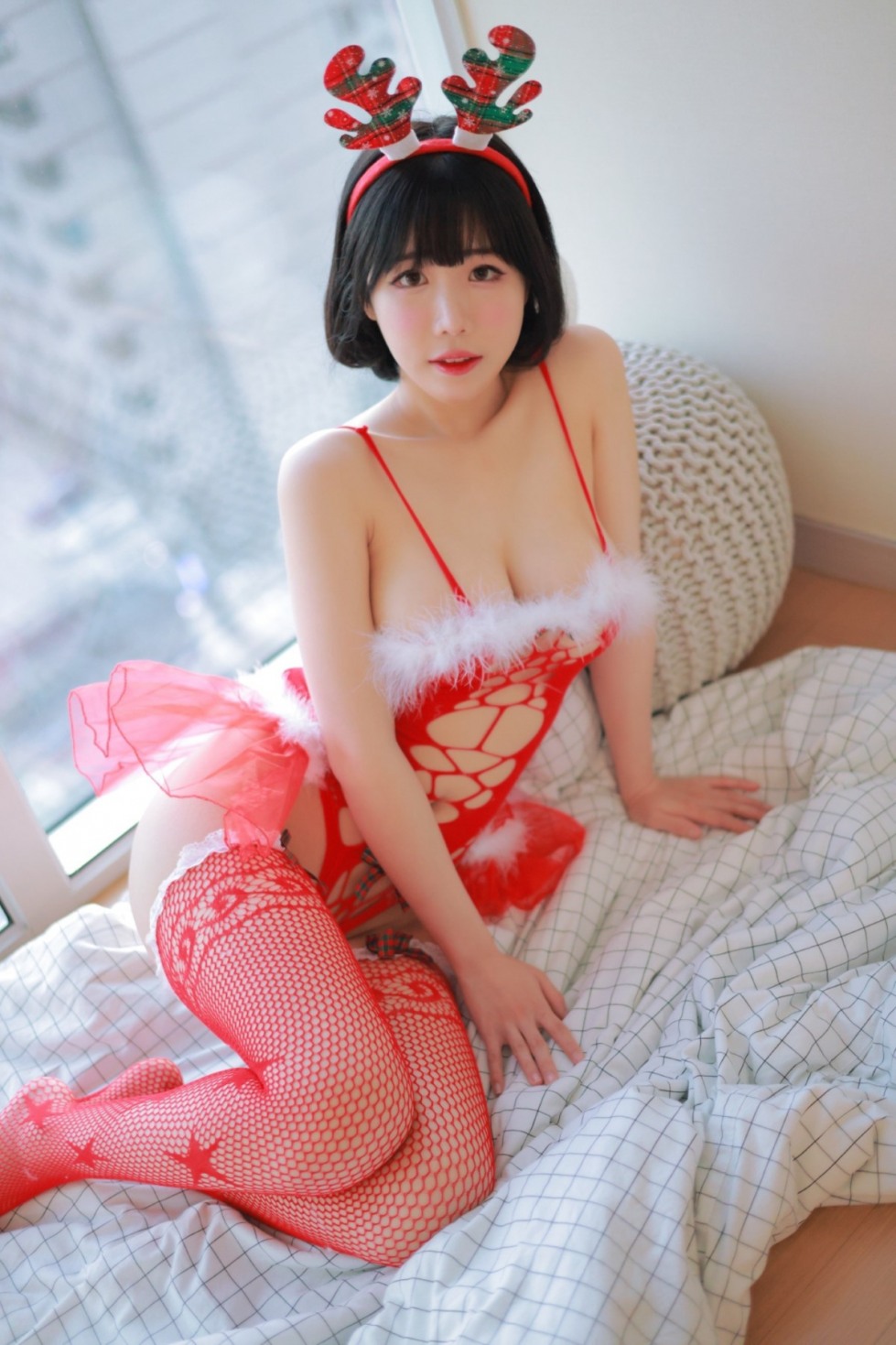 Patreon-Addielyn-에디린-Xmas-Dec-2021-0029-3856166549.jpg